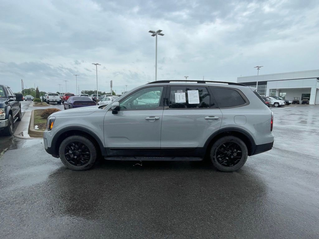Used 2025 Kia Telluride AWD image 4