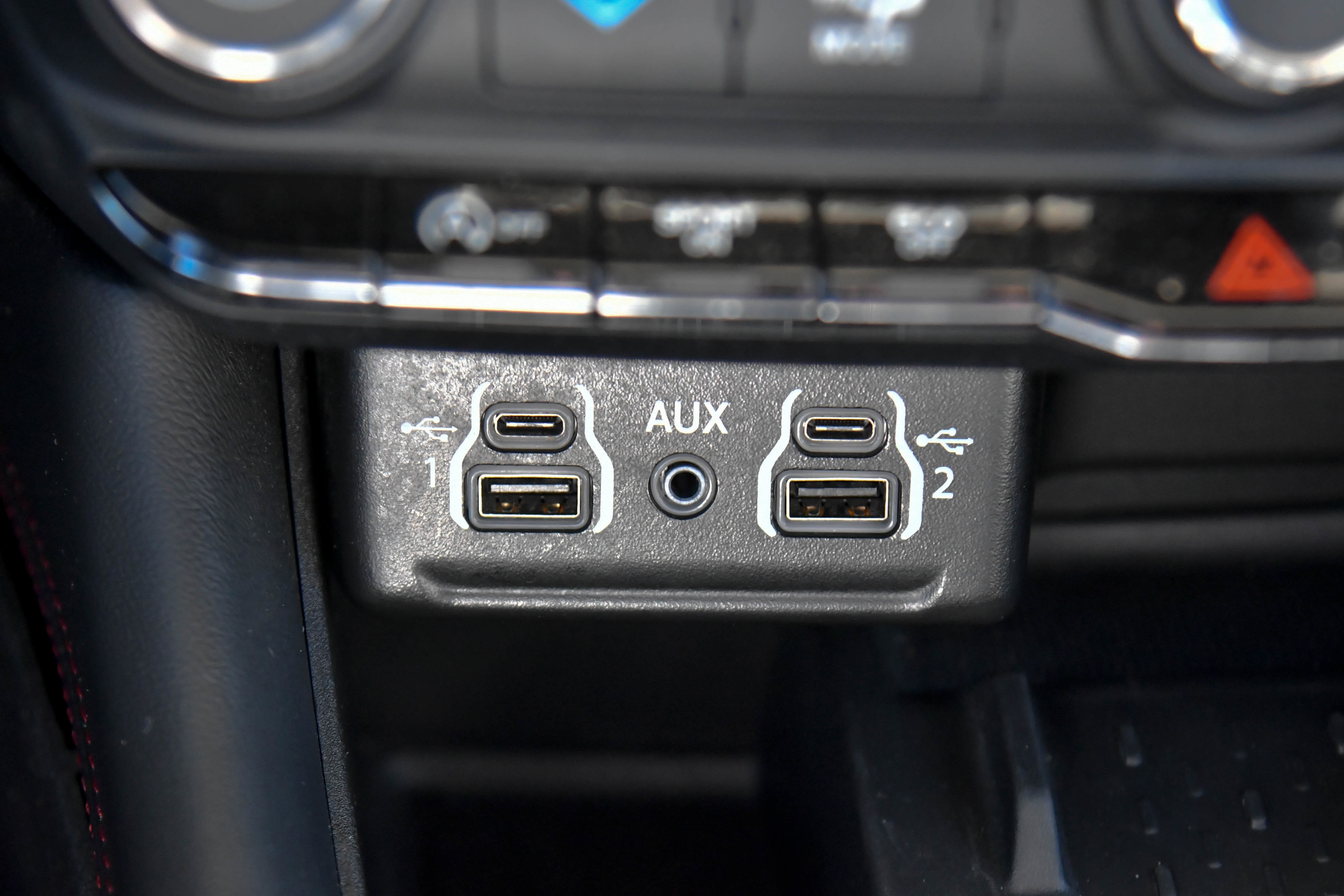 Used 2025 Dodge Durango GT AWD/4WD image 29