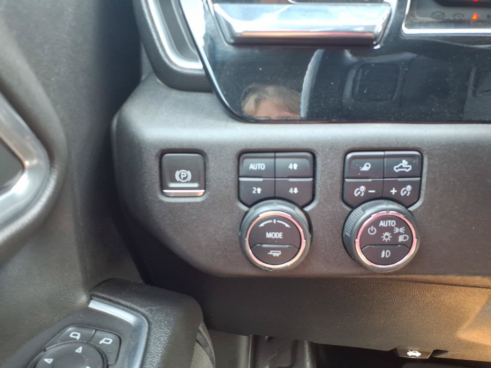 Used 2024 Chevrolet Silverado 3500 LT w/ Convenience Package AWD/4WD image 17