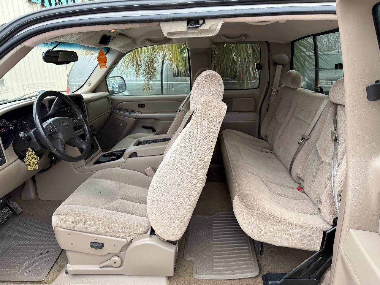 Used 2007 GMC Sierra 2500 SLE w/ Heavy-Duty Power Package image 11