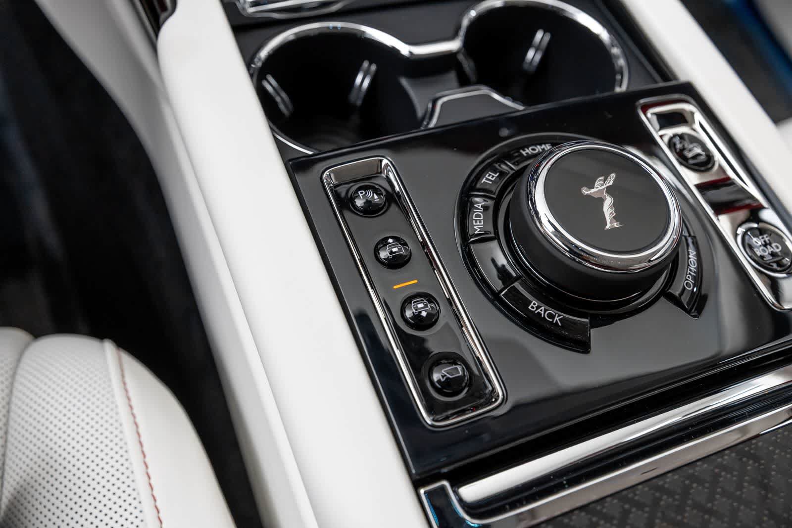 New 2027 Rolls-Royce Cullinan Black Badge AWD/4WD image 42