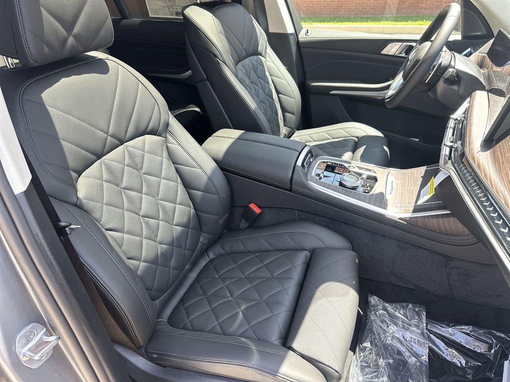 Certified 2026 BMW X7 xDrive40i image 32