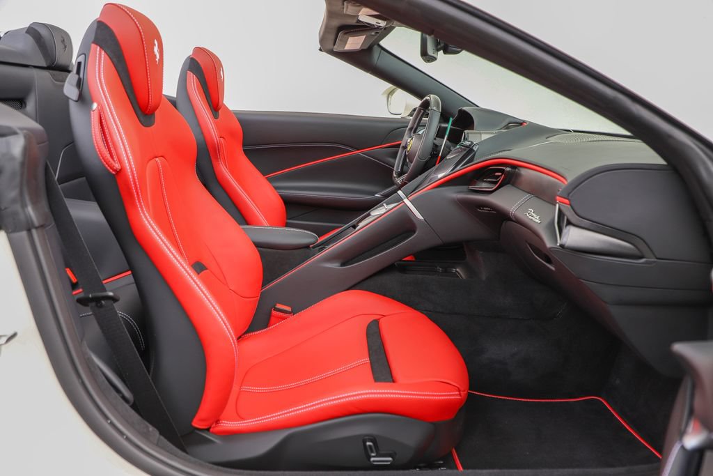 Certified 2026 Ferrari Roma Spider RWD image 65