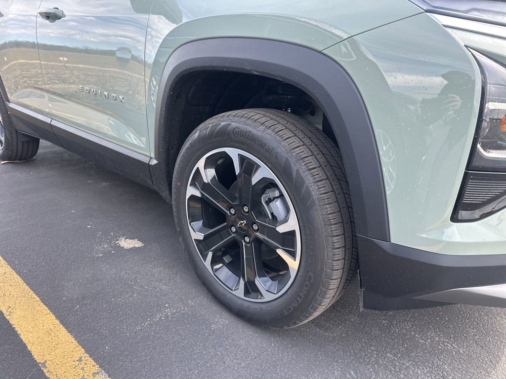 New 2026 Chevrolet Equinox LT image 4