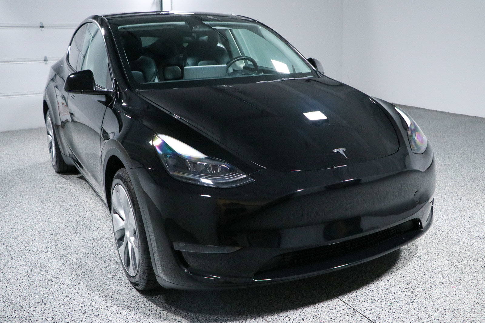 Used 2023 Tesla Model Y Long Range AWD/4WD image 5