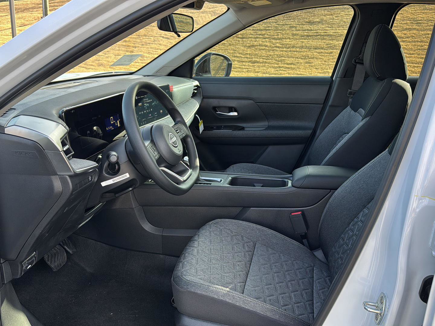 New 2026 Nissan Kicks SV w/ SV Premium Package image 8