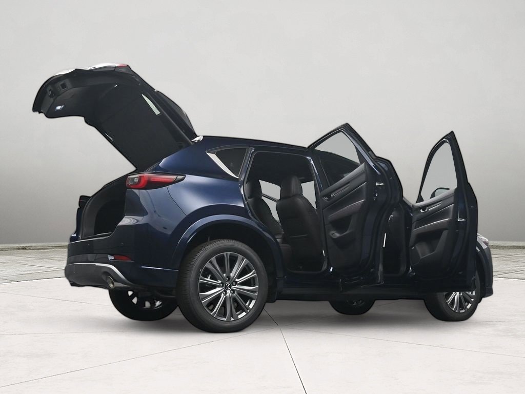 New 2025 MAZDA CX-5 Signature image 35