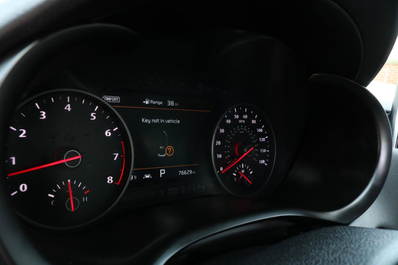 Used 2020 Kia Stinger GT2 AWD/4WD image 29