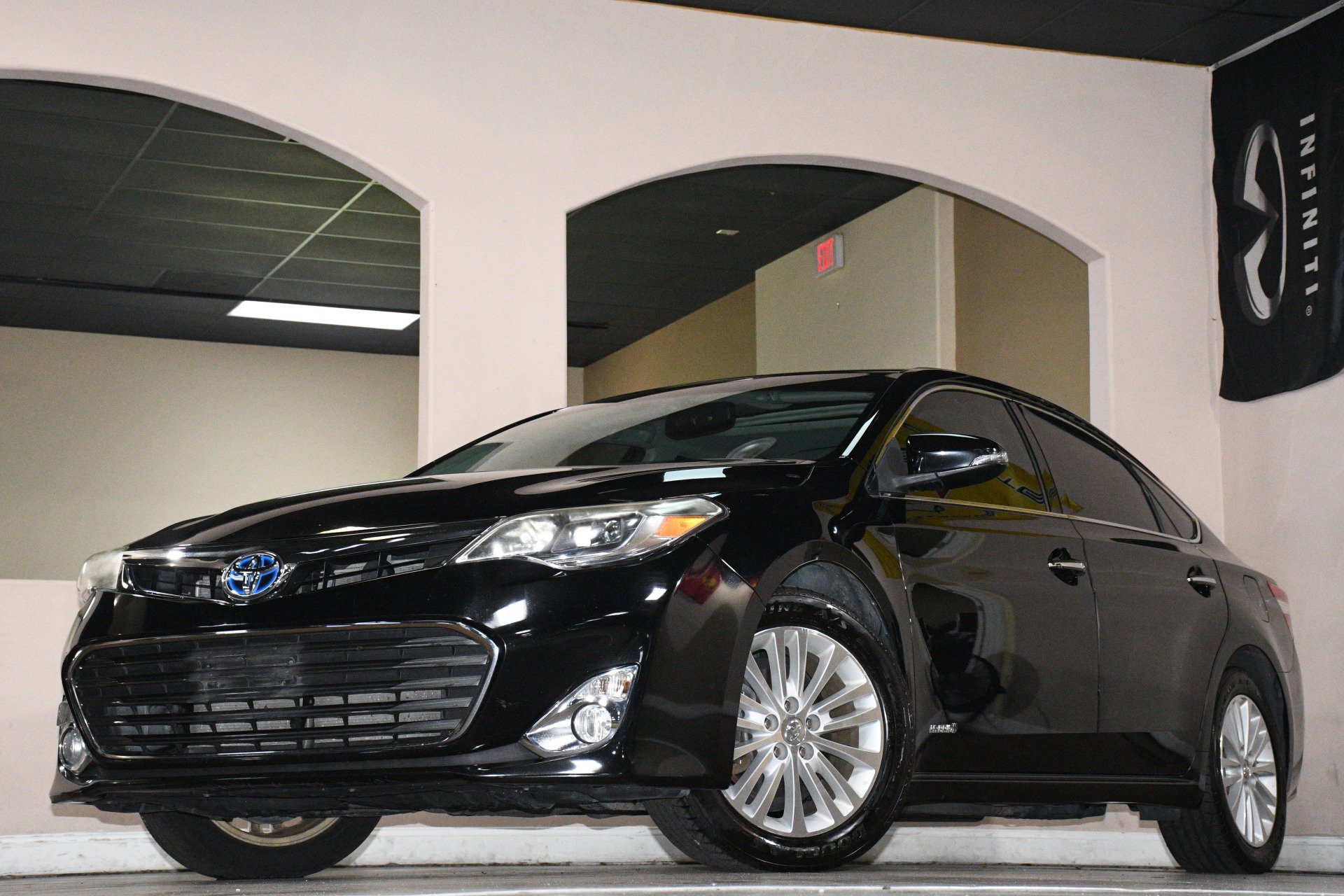 Used 2015 Toyota Avalon XLE Touring FWD image 84