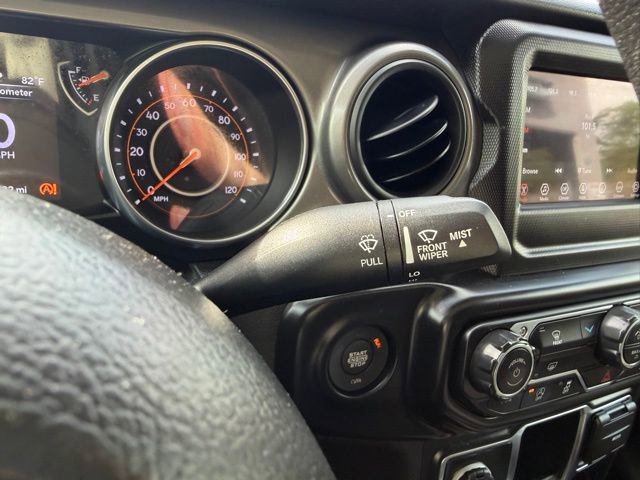 Used 2022 Jeep Gladiator Sport image 32