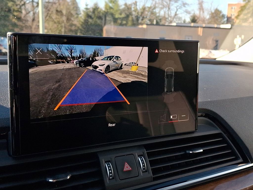 Used 2023 Audi Q5 2.0T Premium w/ Convenience Package image 18