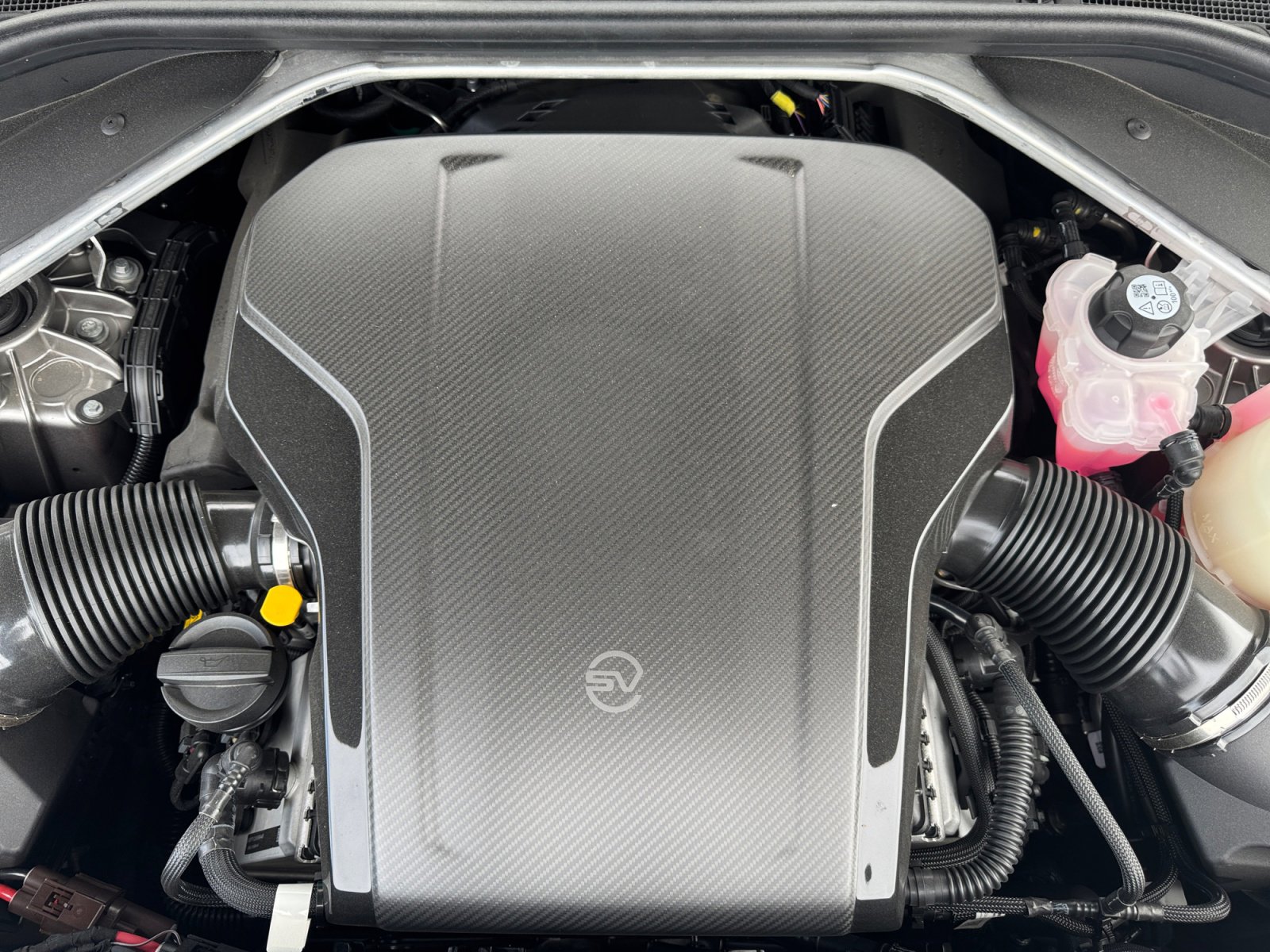 Used 2024 Land Rover Range Rover Sport AWD/4WD image 23