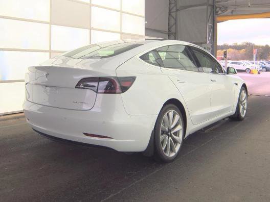 Used 2018 Tesla Model 3 Long Range image 2