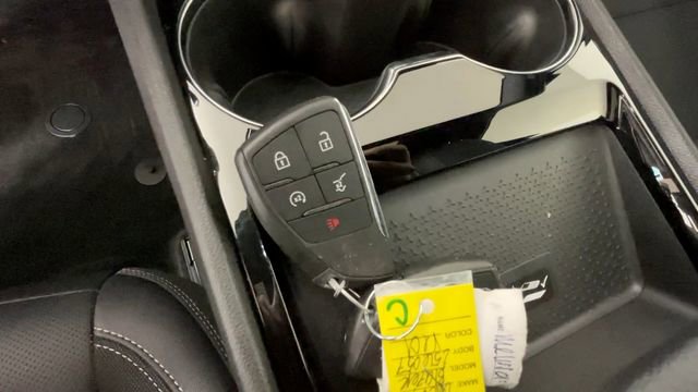 Used 2024 Chevrolet Blazer EV LT AWD/4WD image 28