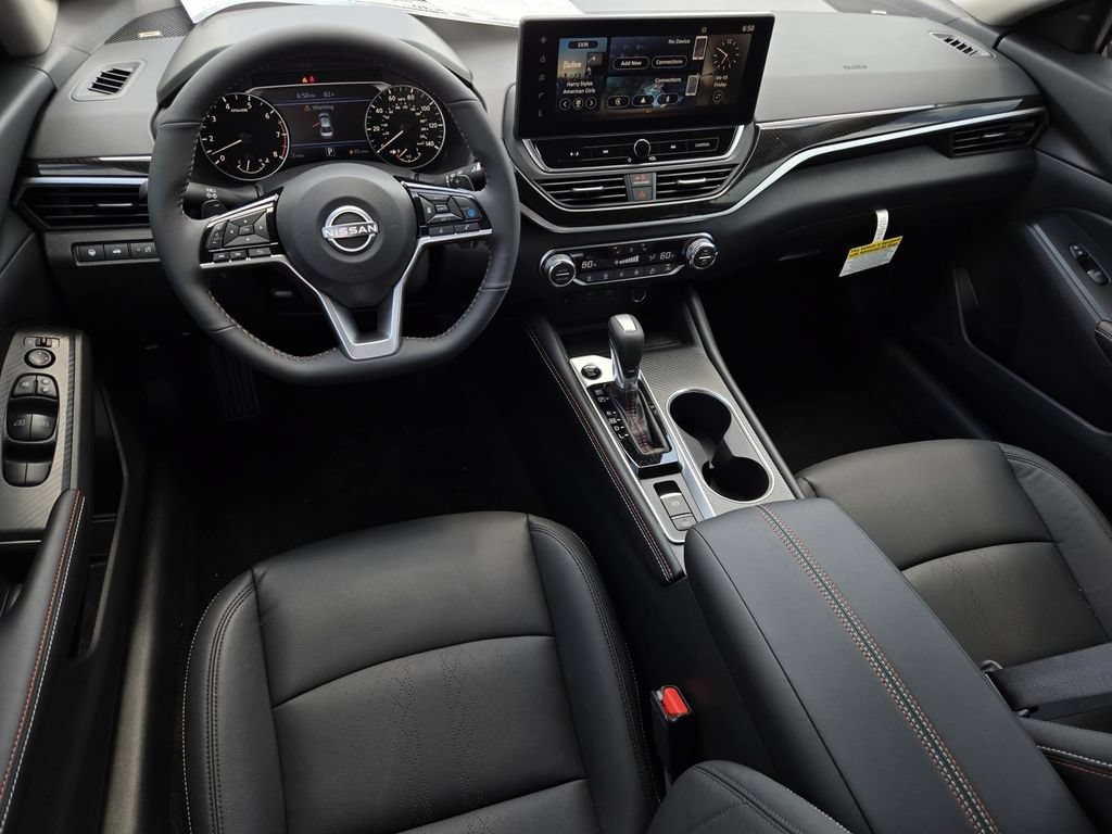New 2026 Nissan Altima 2.5 SR FWD image 15
