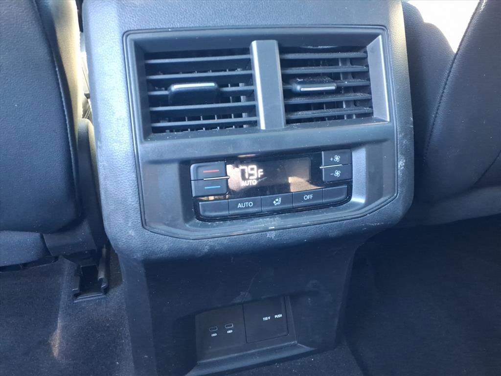 Used 2022 Volkswagen Atlas SEL image 16