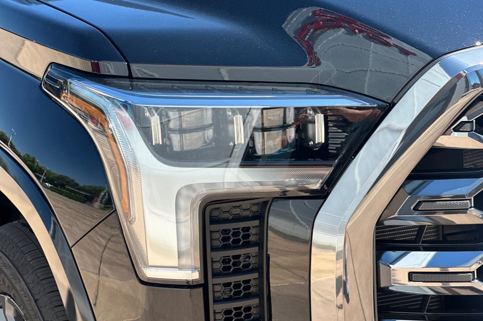 New 2026 Toyota Tundra Platinum AWD/4WD image 30
