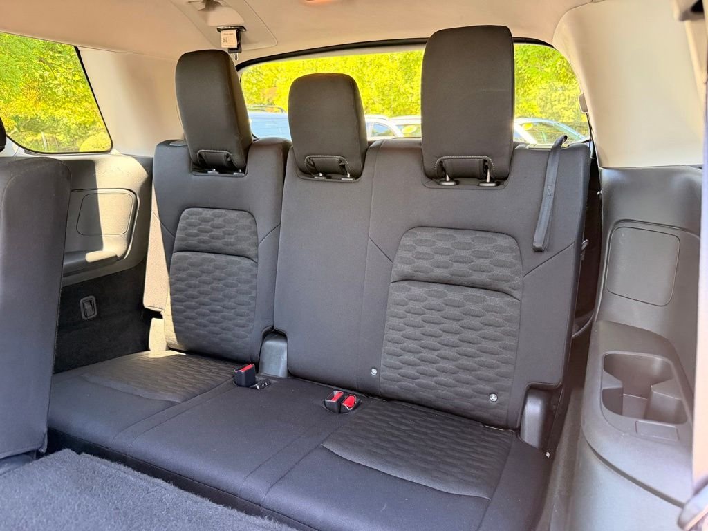 Used 2024 Nissan Pathfinder SV FWD image 15