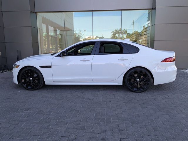 Certified 2024 Jaguar XF R-Dynamic SE image 8