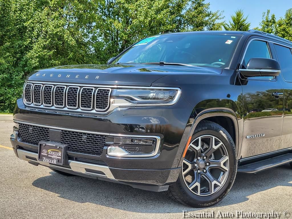 Used 2024 Jeep Wagoneer Series III AWD/4WD image 2