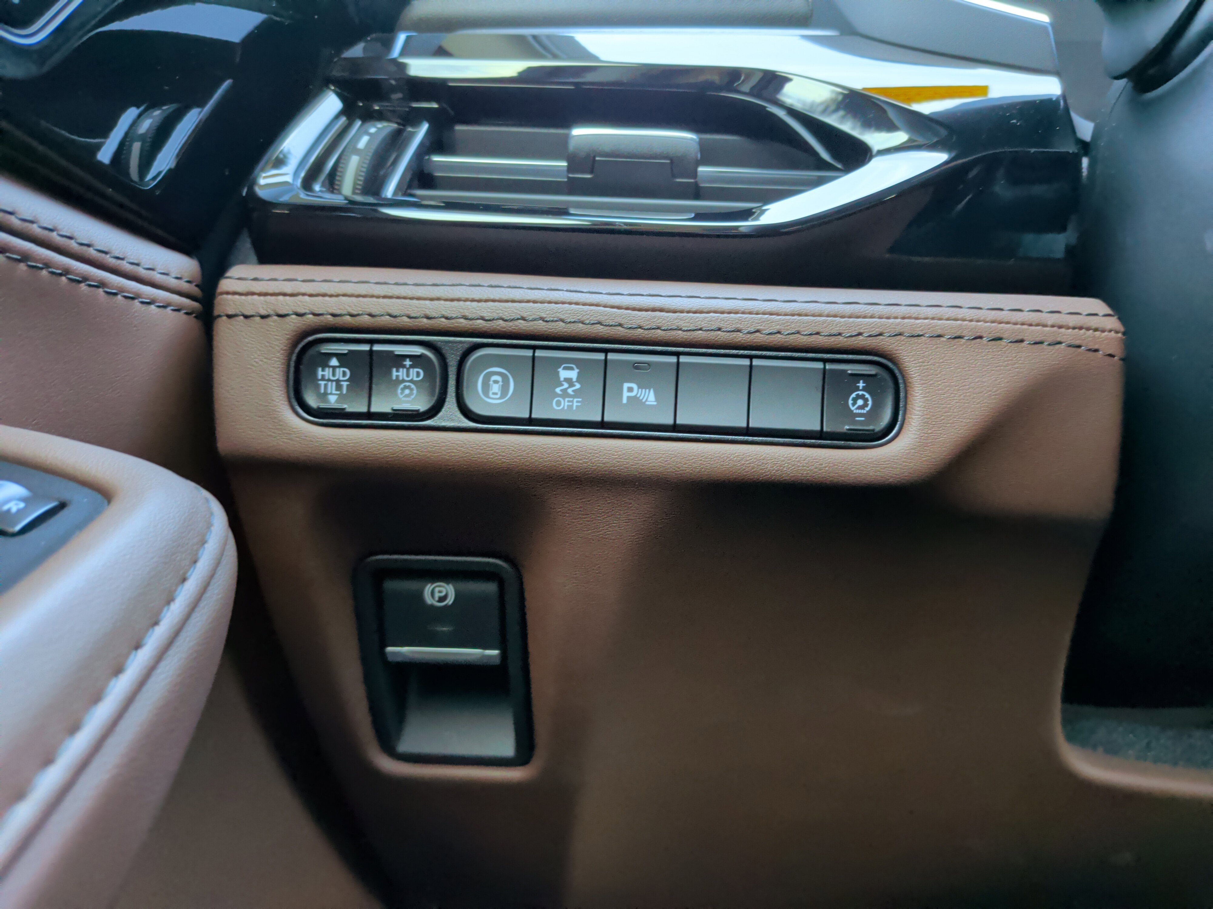 Used 2022 Acura MDX SH-AWD w/Advance Package image 25