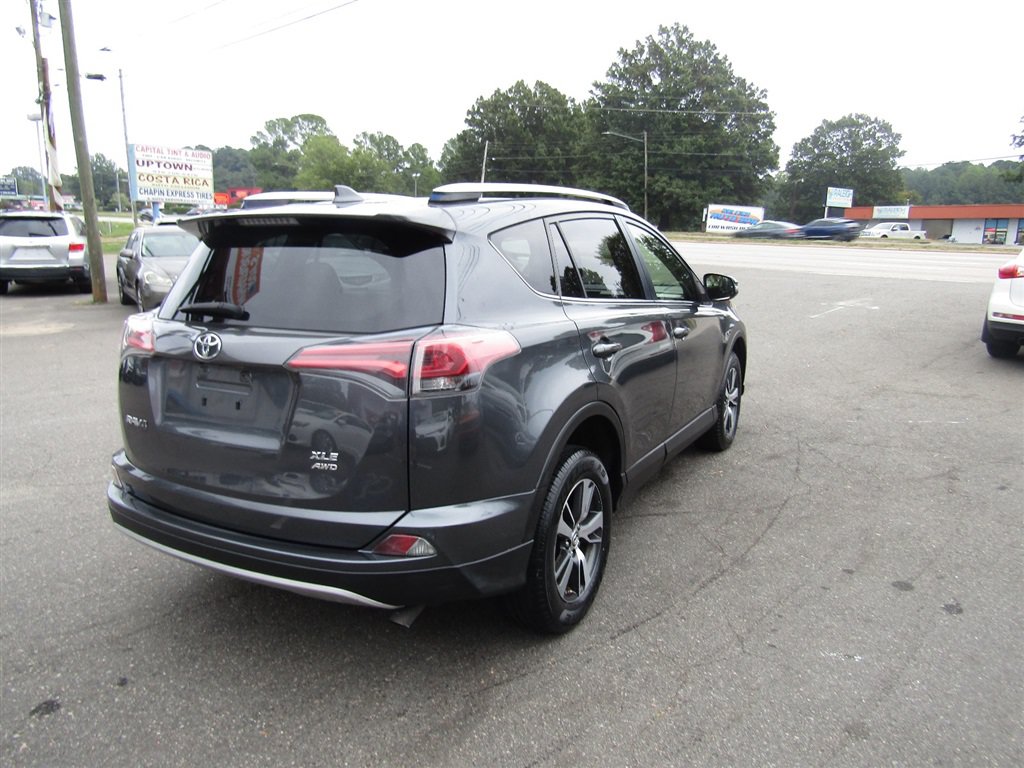 Used 2016 Toyota RAV4 XLE AWD/4WD image 7
