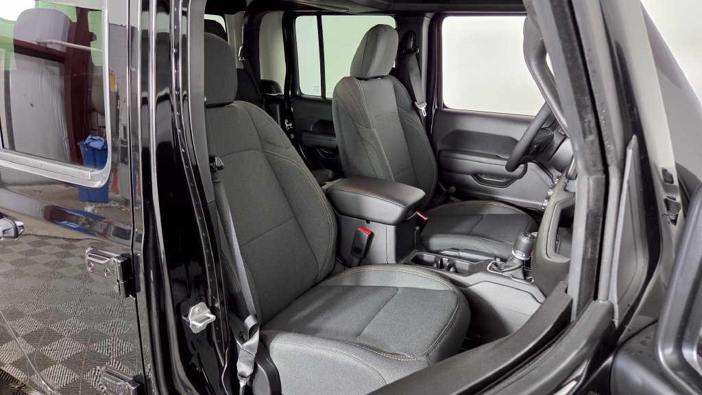 New 2026 Jeep Gladiator Sport AWD/4WD image 31