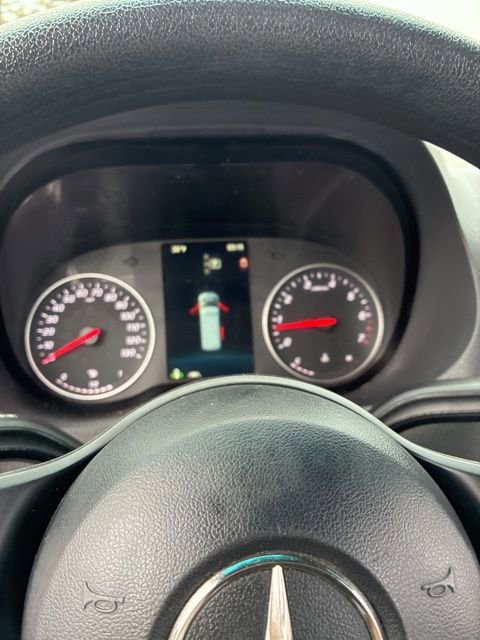 Used 2023 Mercedes-Benz Sprinter 2500 image 14