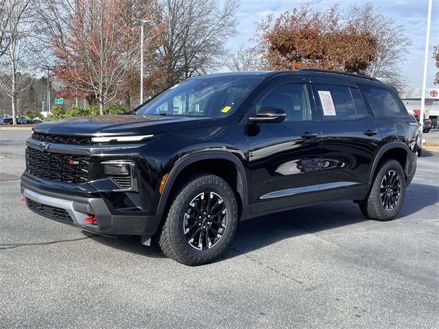 Used 2025 Chevrolet Traverse Z71