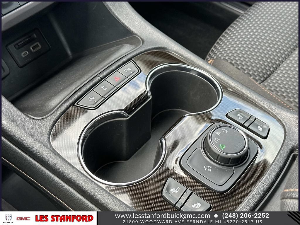 Certified 2020 GMC Acadia AT4 AWD/4WD image 33