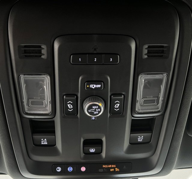 Used 2024 GMC Yukon XL AT4 image 39