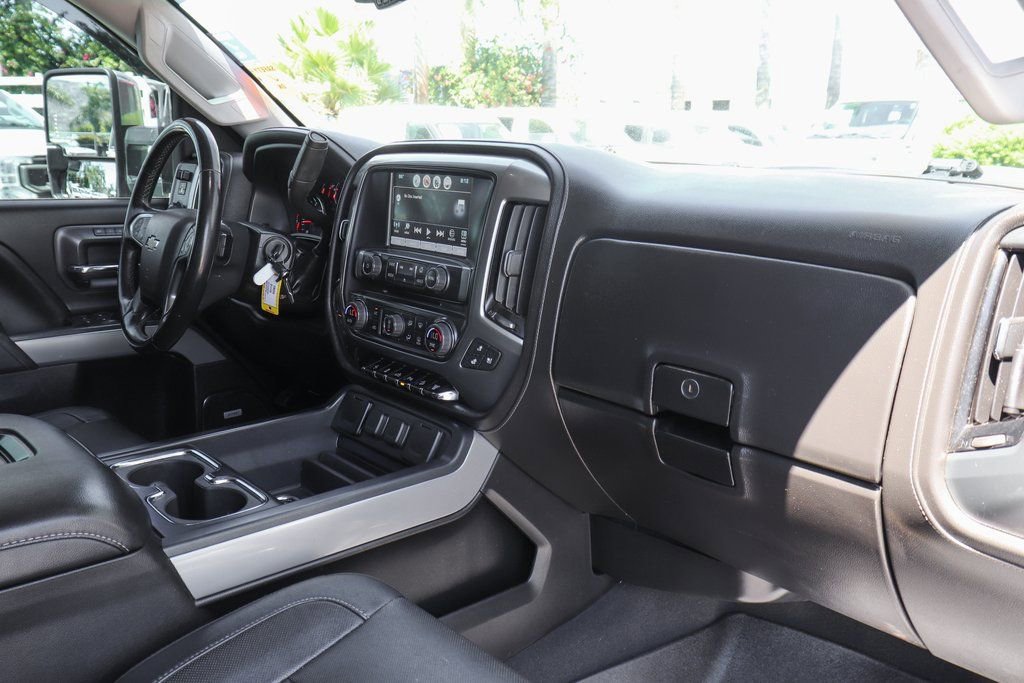 Used 2019 Chevrolet Silverado 2500 LTZ w/ Duramax Plus Package AWD/4WD image 36