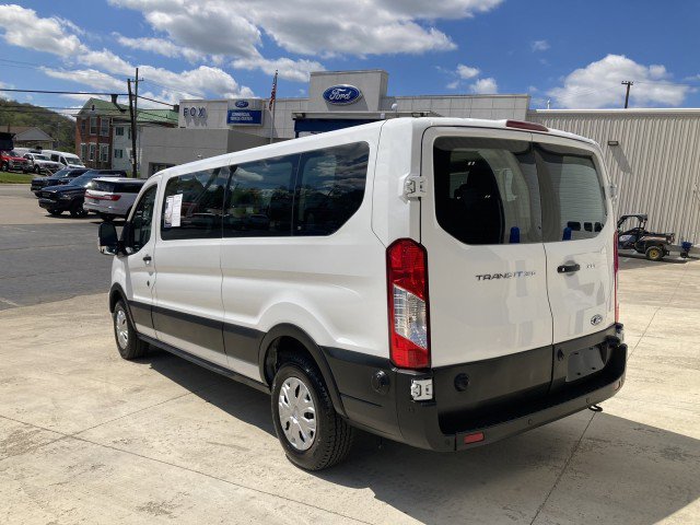 Used 2024 Ford Transit 350 XLT RWD image 5