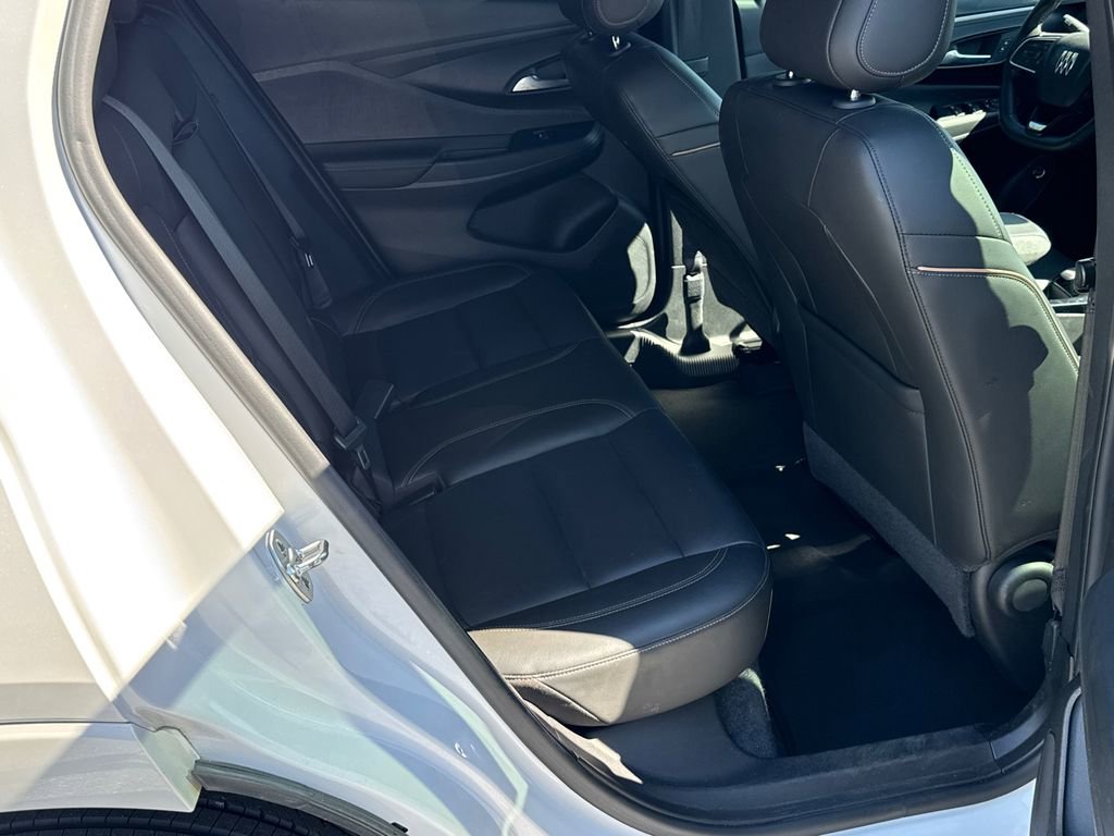 Used 2024 Buick Envista Avenir image 15