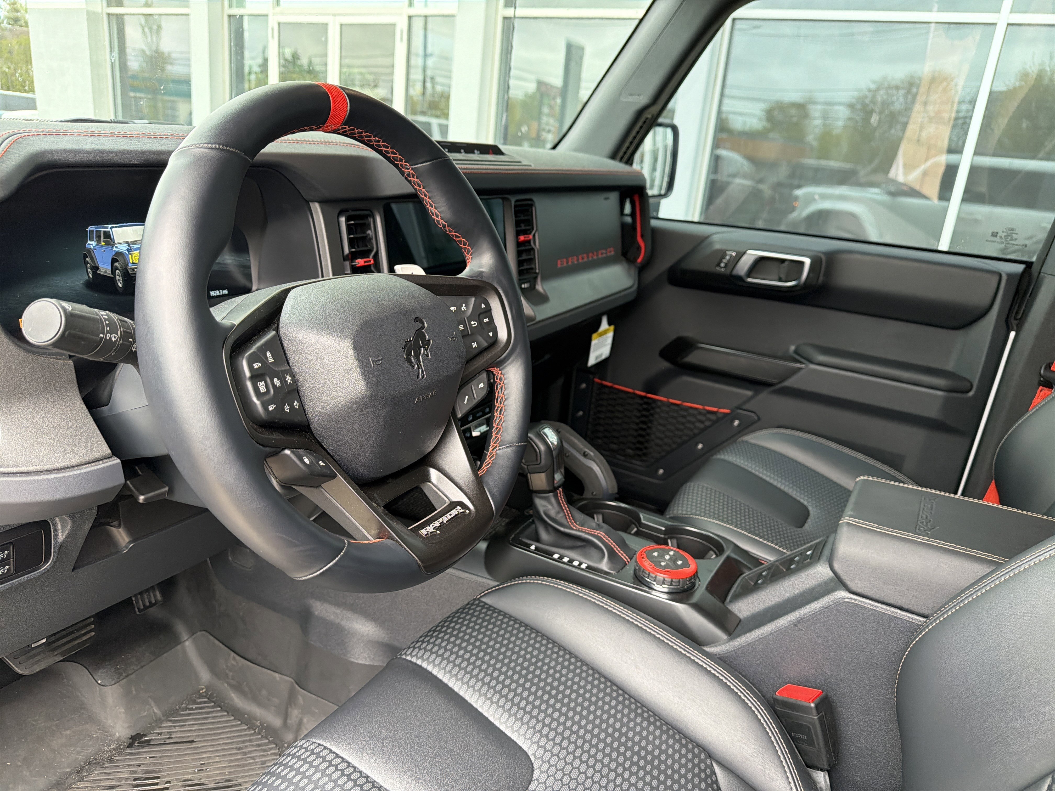 Used 2025 Ford Bronco Raptor image 14