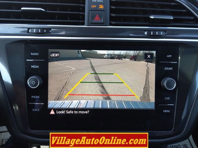 Used 2022 Volkswagen Tiguan SE AWD/4WD image 20