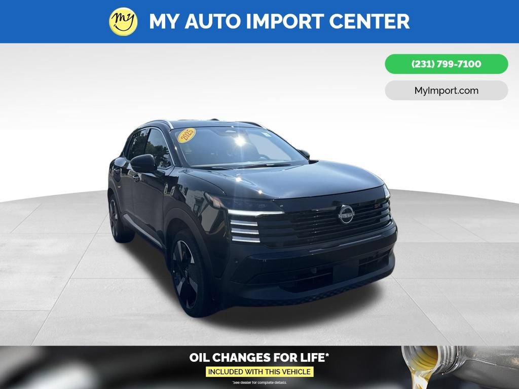 Used 2025 Nissan Kicks SR