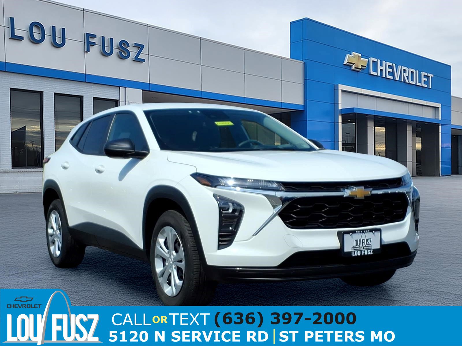 Used 2024 Chevrolet Trax LS FWD image 1