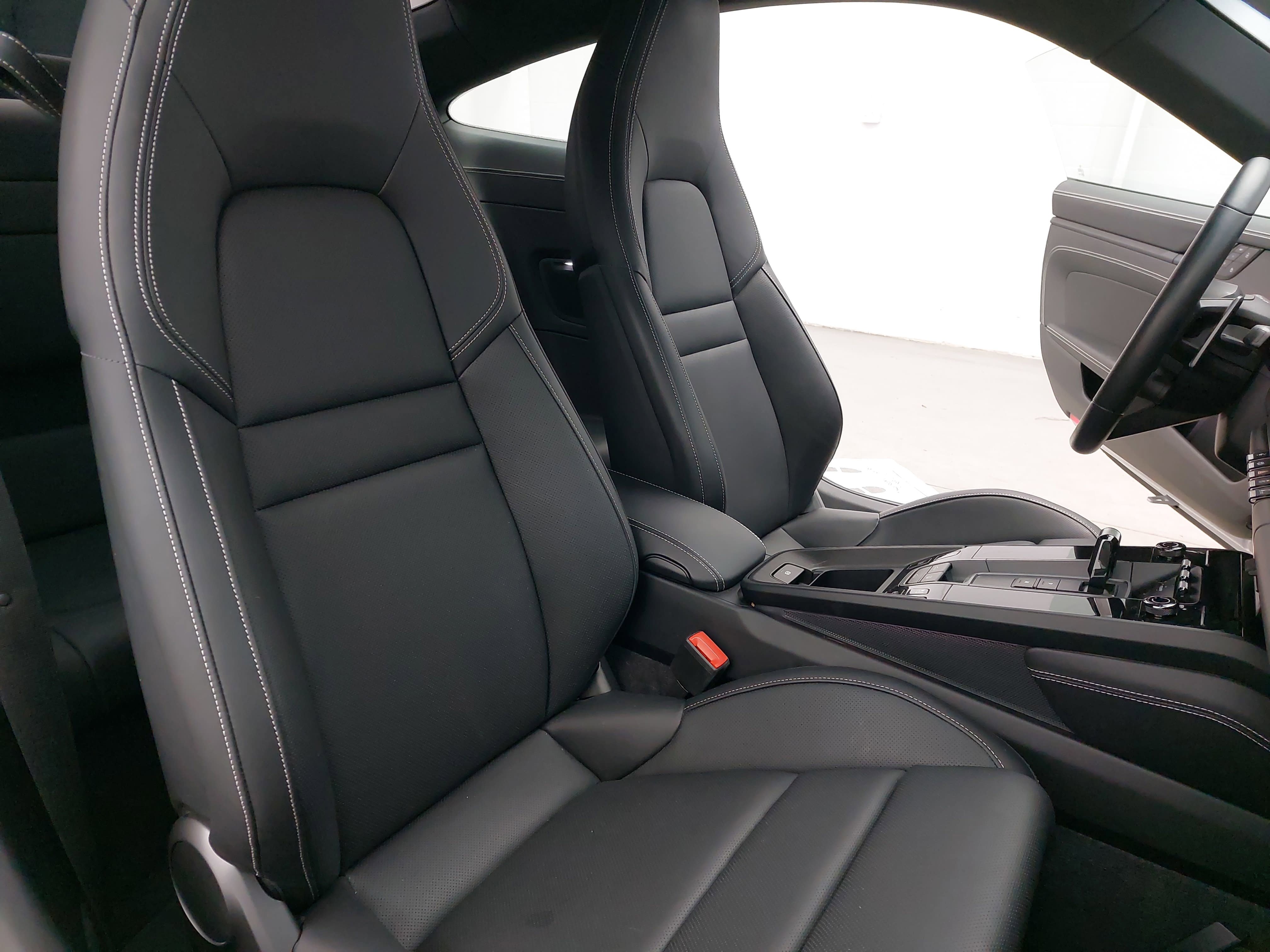 Certified 2024 Porsche 911 Carrera GTS image 12