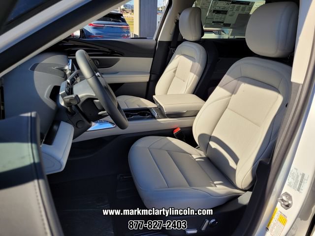 New 2026 Lincoln Nautilus Premier w/ Jet Appearance Package AWD/4WD image 4