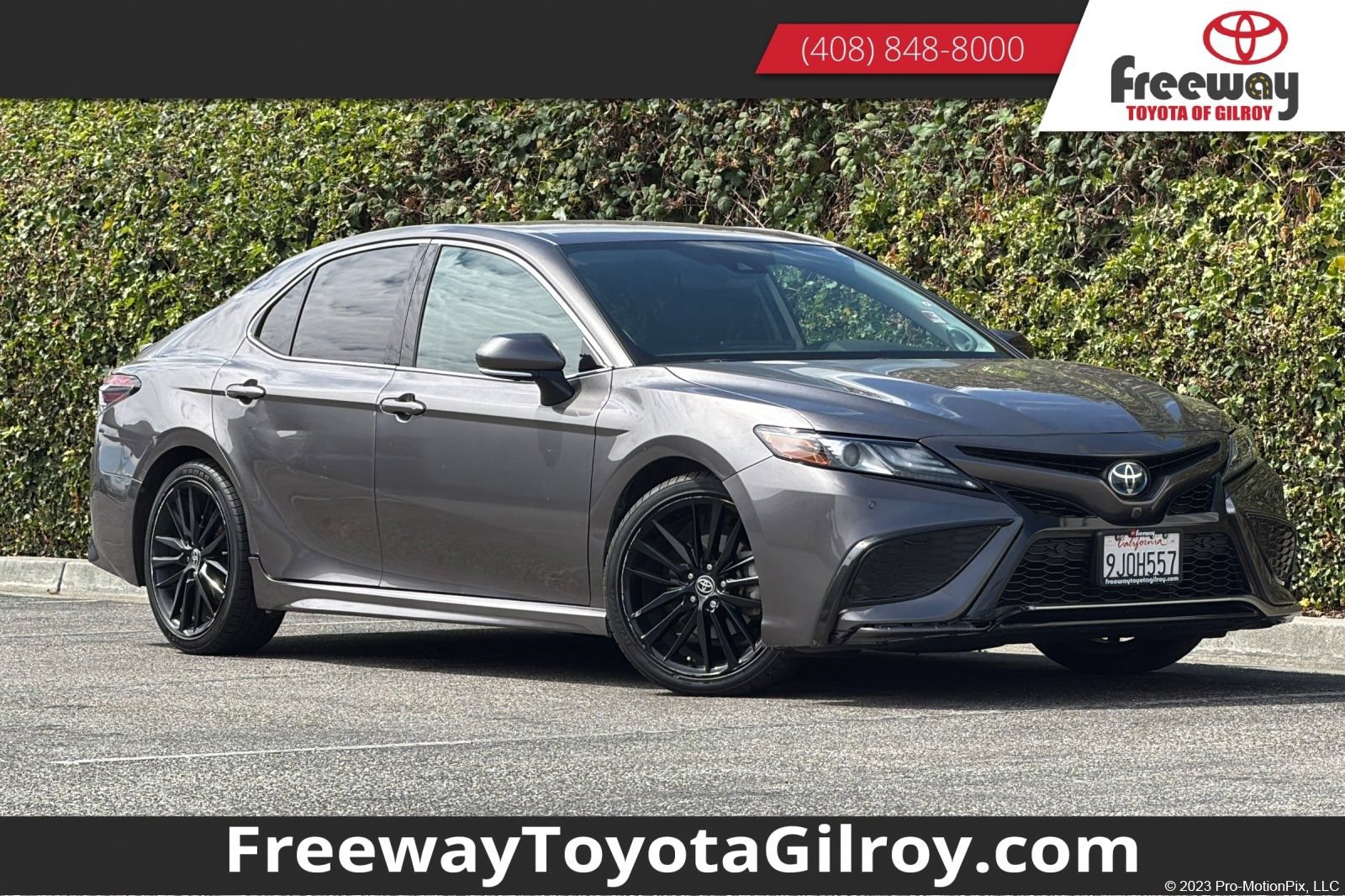 Used 2024 Toyota Camry XSE w/ Navigation Package FWD image 1