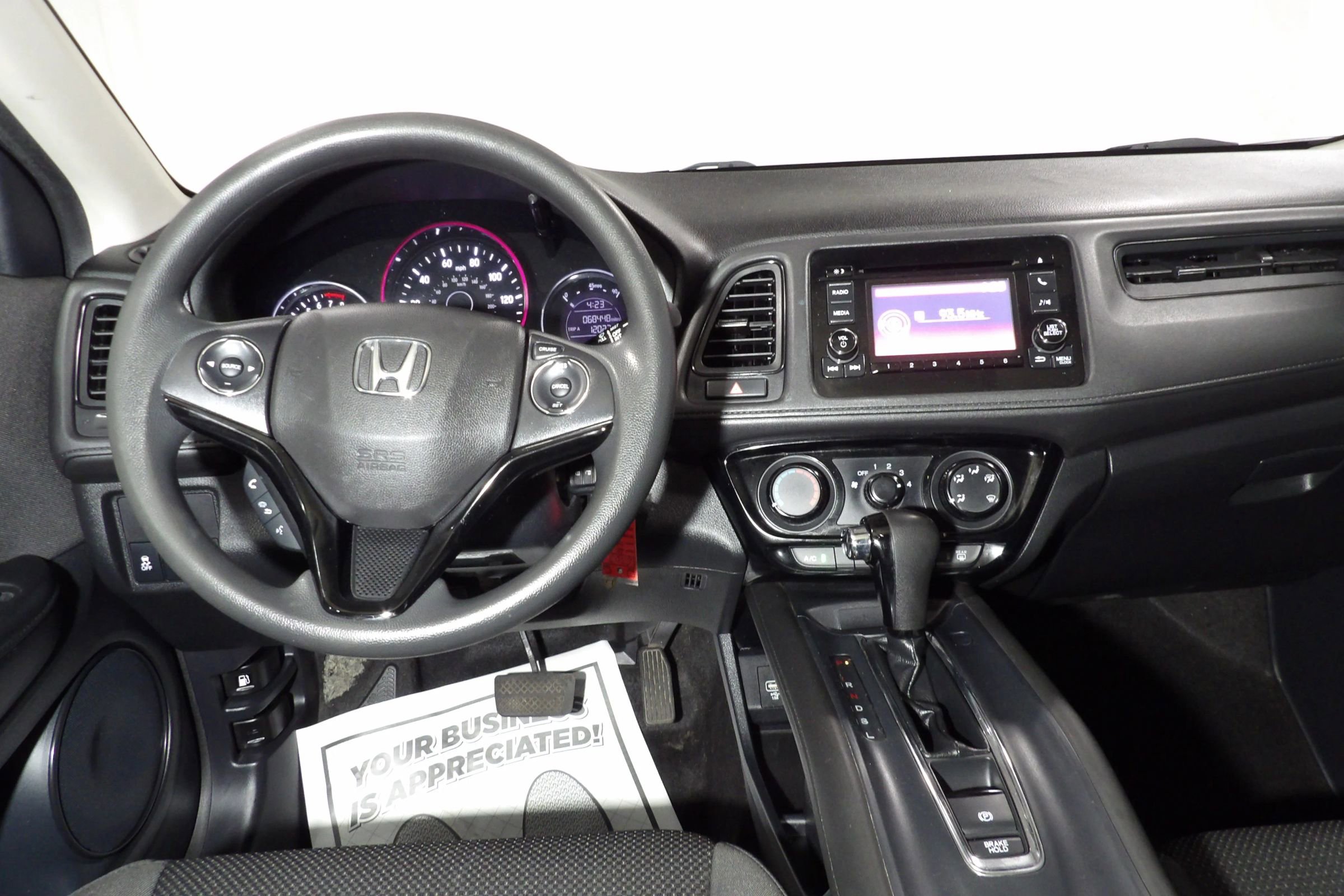 Used 2020 Honda HR-V LX image 12
