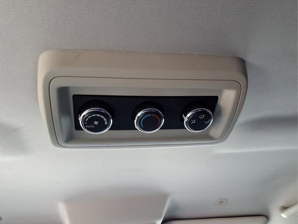 Used 2018 Dodge Journey Crossroad FWD image 18