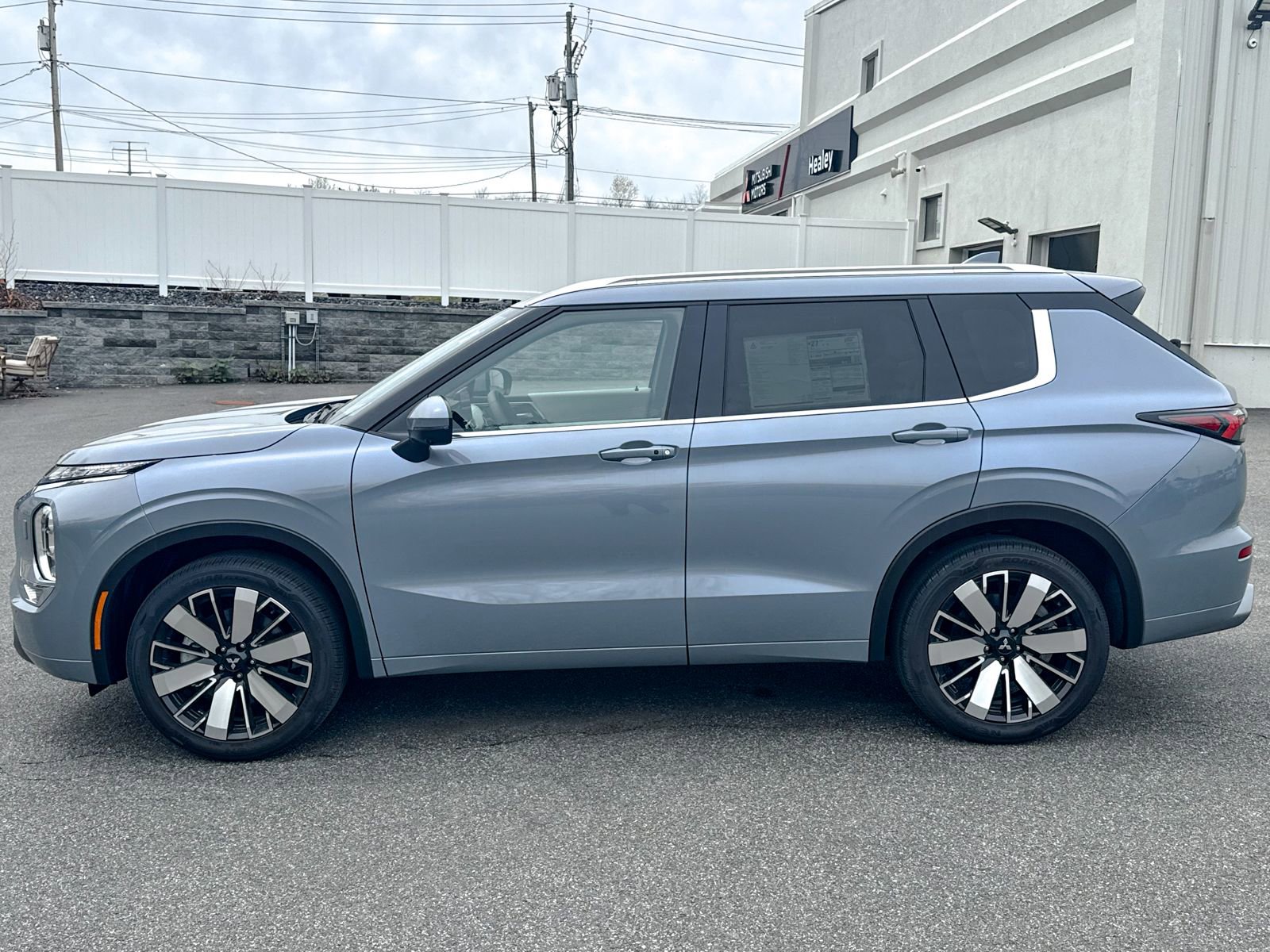 New 2026 Mitsubishi Outlander SEL AWD/4WD image 4