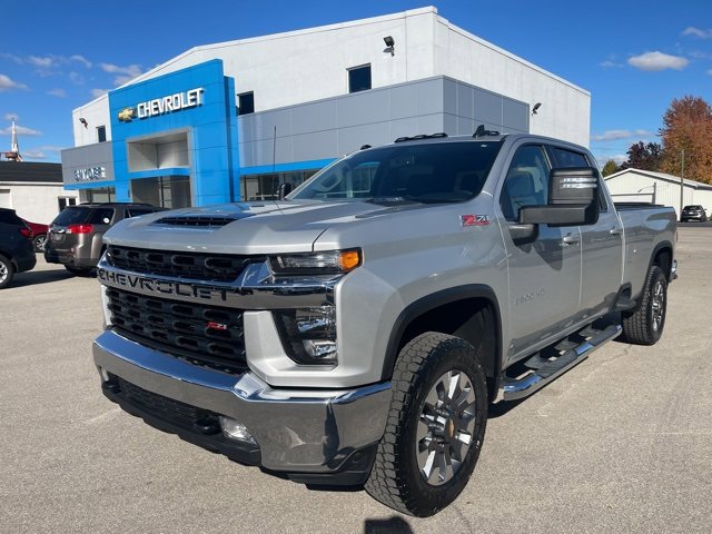 Certified 2023 Chevrolet Silverado 3500 LT w/ Convenience Package image 2