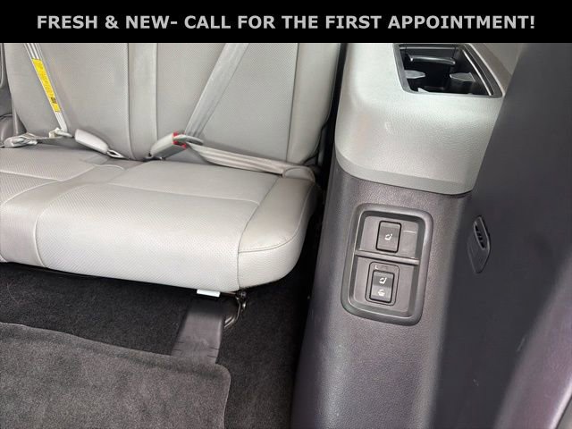 Used 2014 Toyota Sequoia Platinum image 42