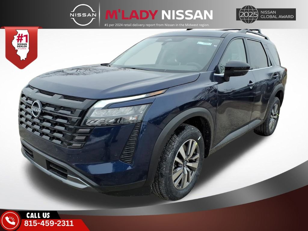 New 2026 Nissan Pathfinder SL image 3