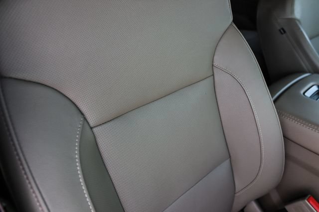 Used 2019 GMC Yukon SLT w/ Open Road Package AWD/4WD image 58