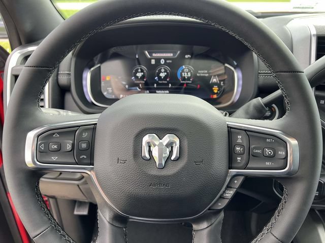 New 2026 RAM 2500 Laramie AWD/4WD image 15