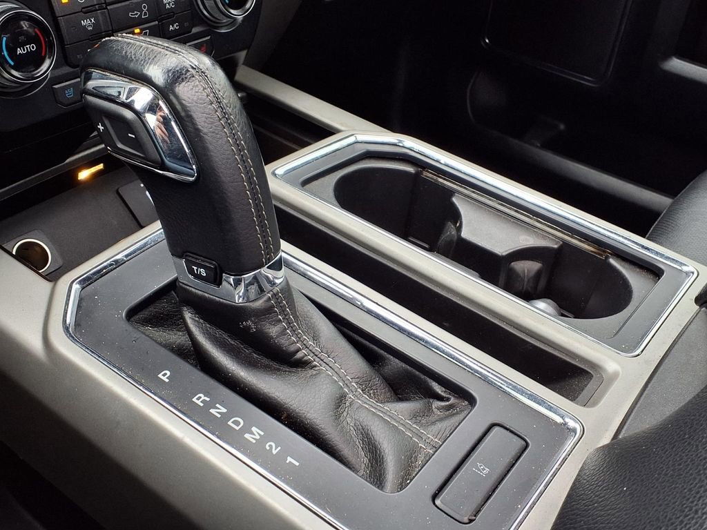 Used 2016 Ford F150 Lariat w/ Equipment Group 502A Luxury image 19